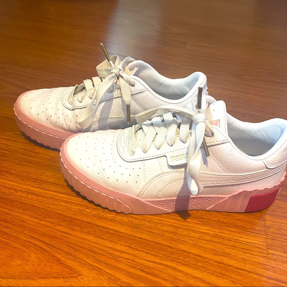Women’s size 7.5 Pumas